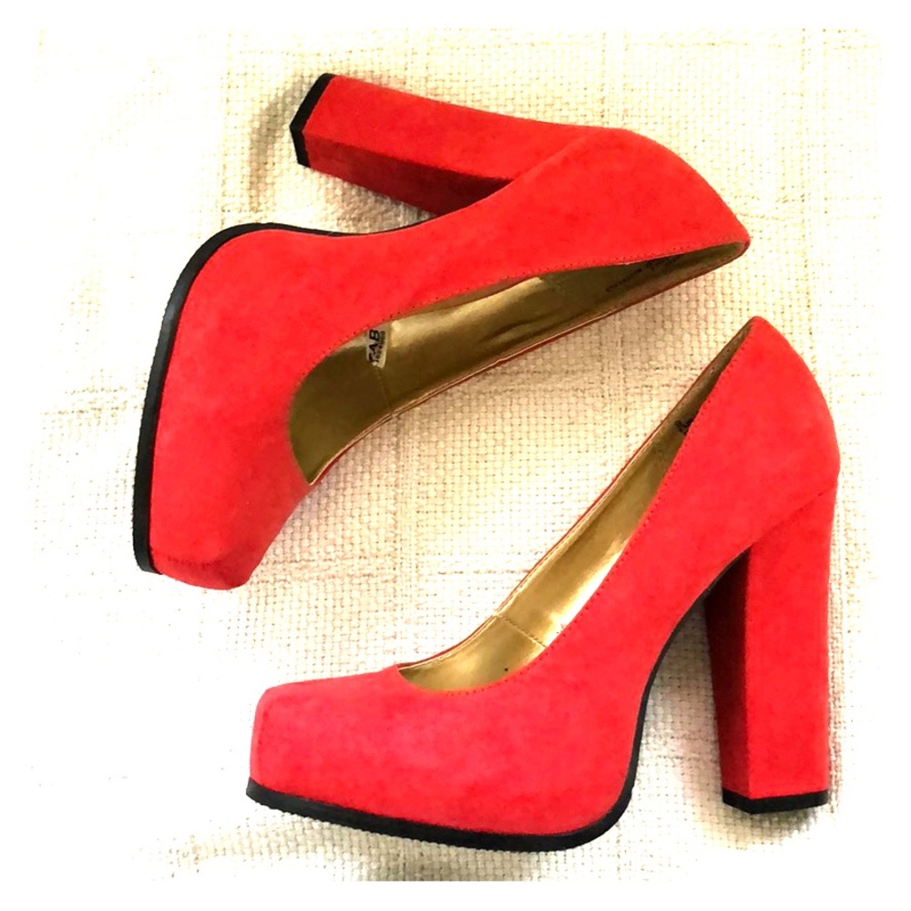 High heel shoes